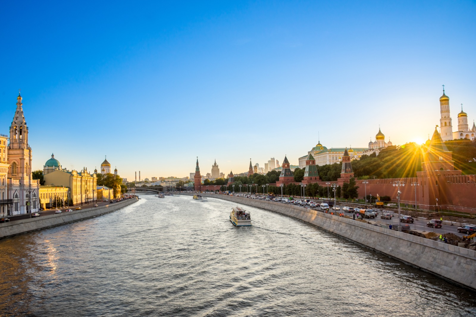 Education in Russia for Indian Students: Convenient Ways to Pay Tuition and Transfer Money